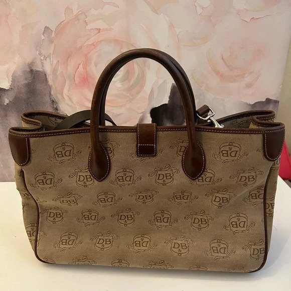 ! DOONEY & BOURKE Double Handle Signature Tan Canvas & Leather Trim Tote… - Picture 3 of 7